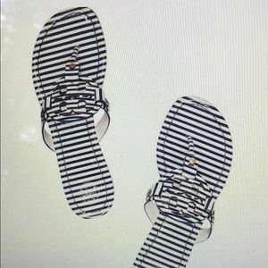 Tory Burch Miller Flip Flop Size 9!